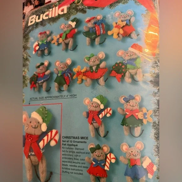 vintage 1994 Bucilla "Christmas Mice" set of 12 ornament felt applique kits - Picture 3 of 4